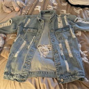 super cute jean jacket! Great, thick material.